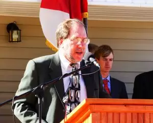 Vernon Mayor Glenn Crawford speaks at K&S Lumber ribbon-cutting ceremony.