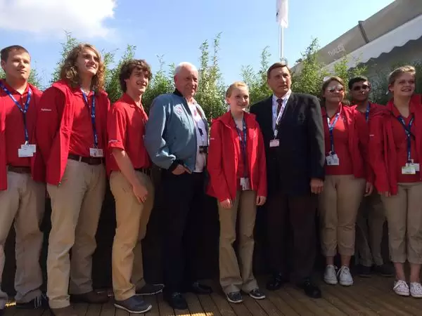 Alabama students win 2015 International Rocketry Competition at Paris Air Show.
