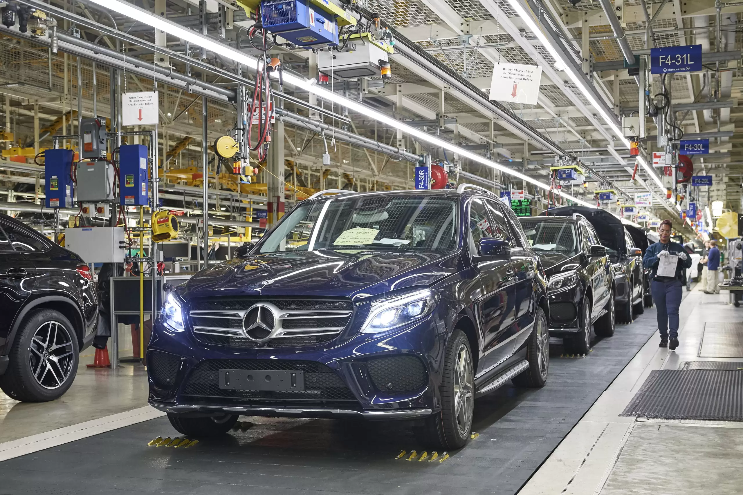 Mercedes to launch electric vehicle production in $1B Alabama project