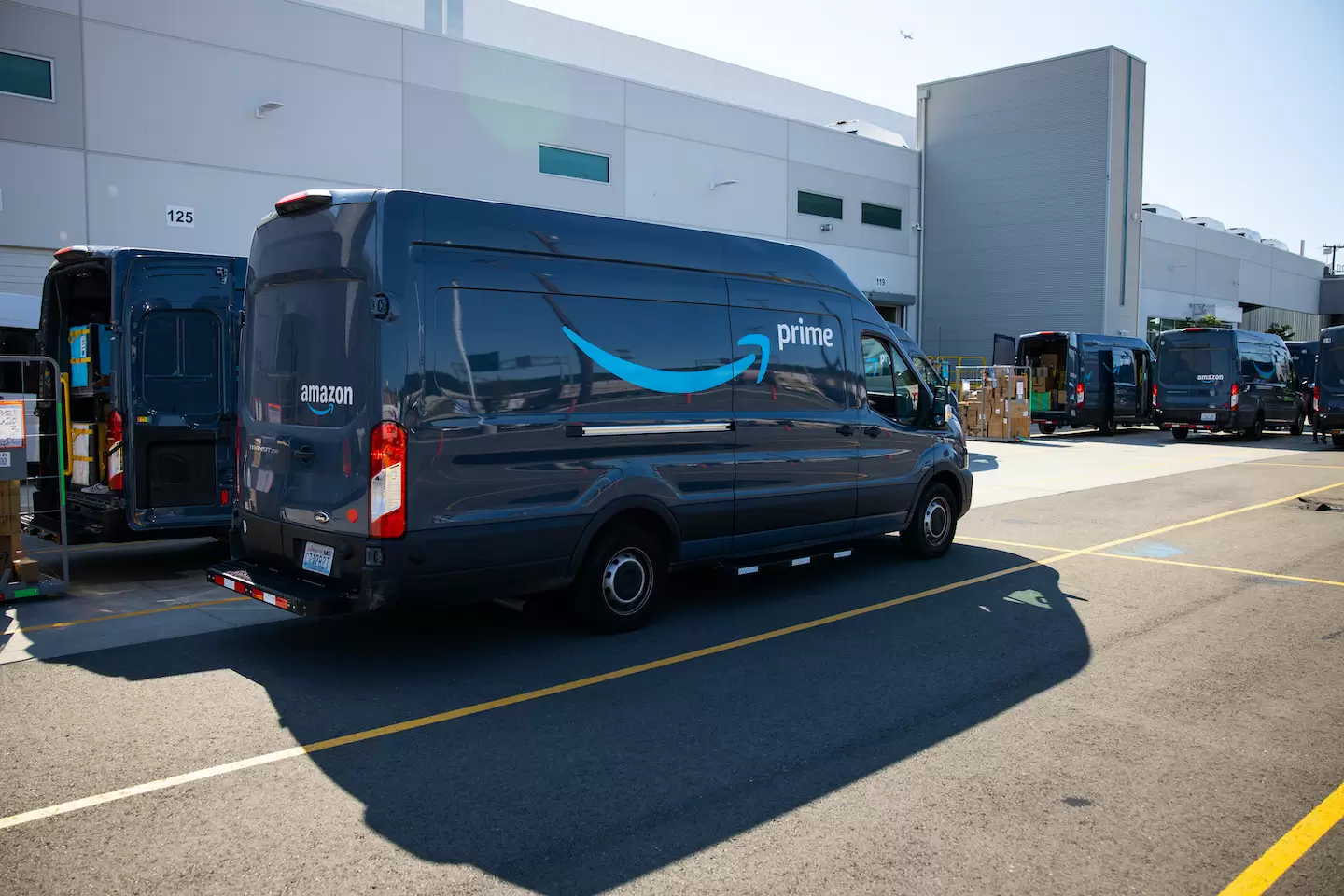 Amazon expands Alabama footprint with 2 delivery stations in metro Birmingham
