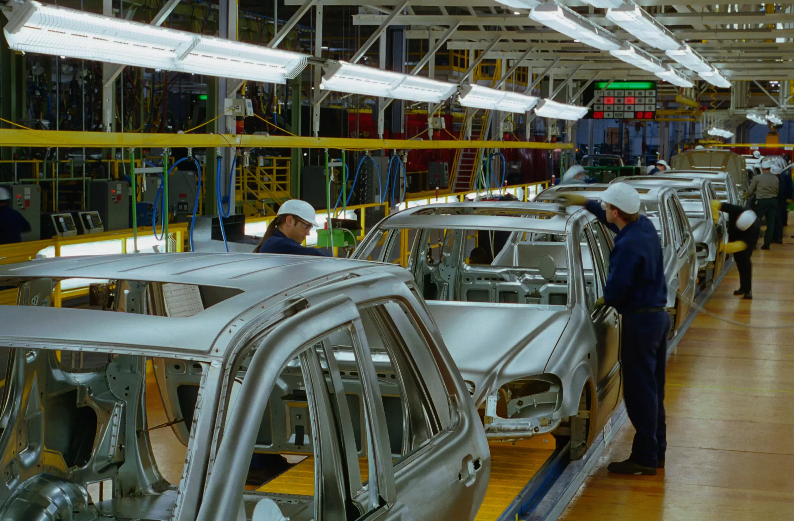 Mercedes held keys to start Alabama auto industry boom