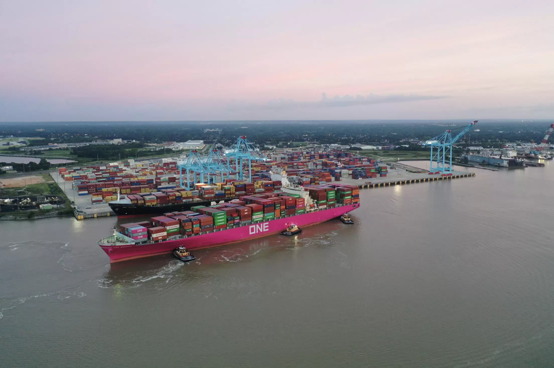 Rising Alabama exports put 2022 on course for record year