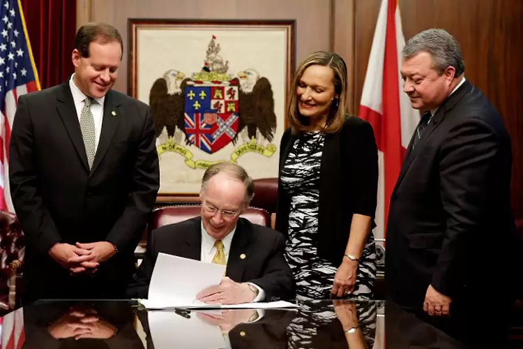 Alabama Gov. Robert Bentley signs legislation meant to help land Airbus suppliers