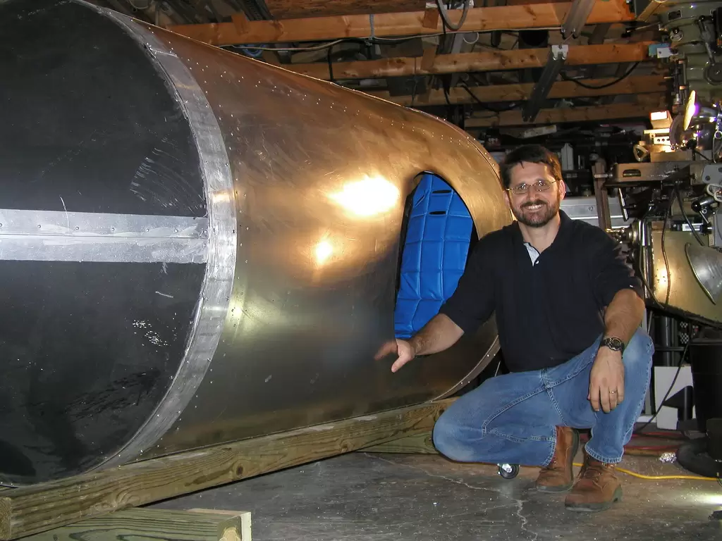 Alabama rocketeer Tim Pickens talks space flight, rocket bikes