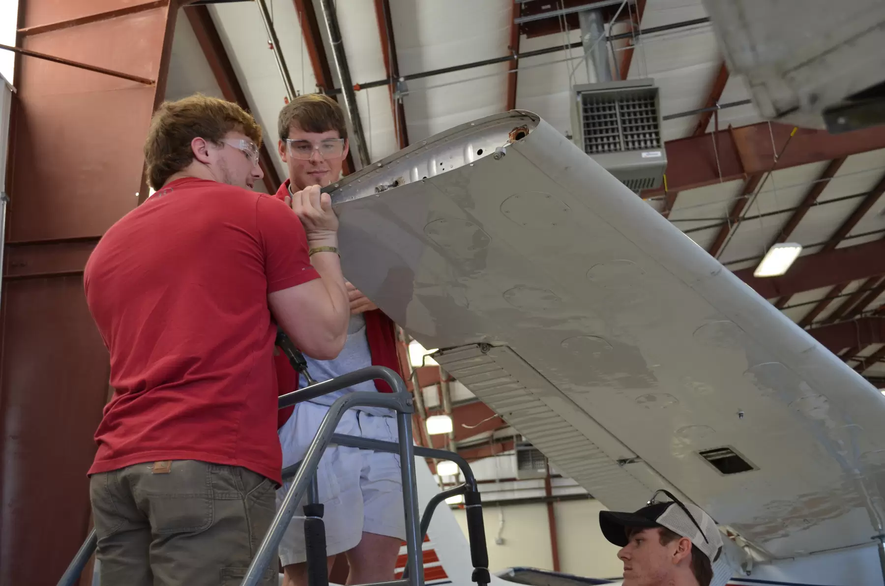 Alabama Aviation Center trains students for careers in growing aerospace industry